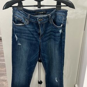 Joe jeans, skinny, lower rise style. size 29. Medium blue denim.